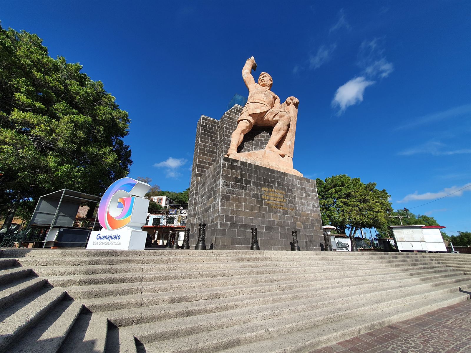 Monumento Al Pipila – vista principal en Guanajuato, México